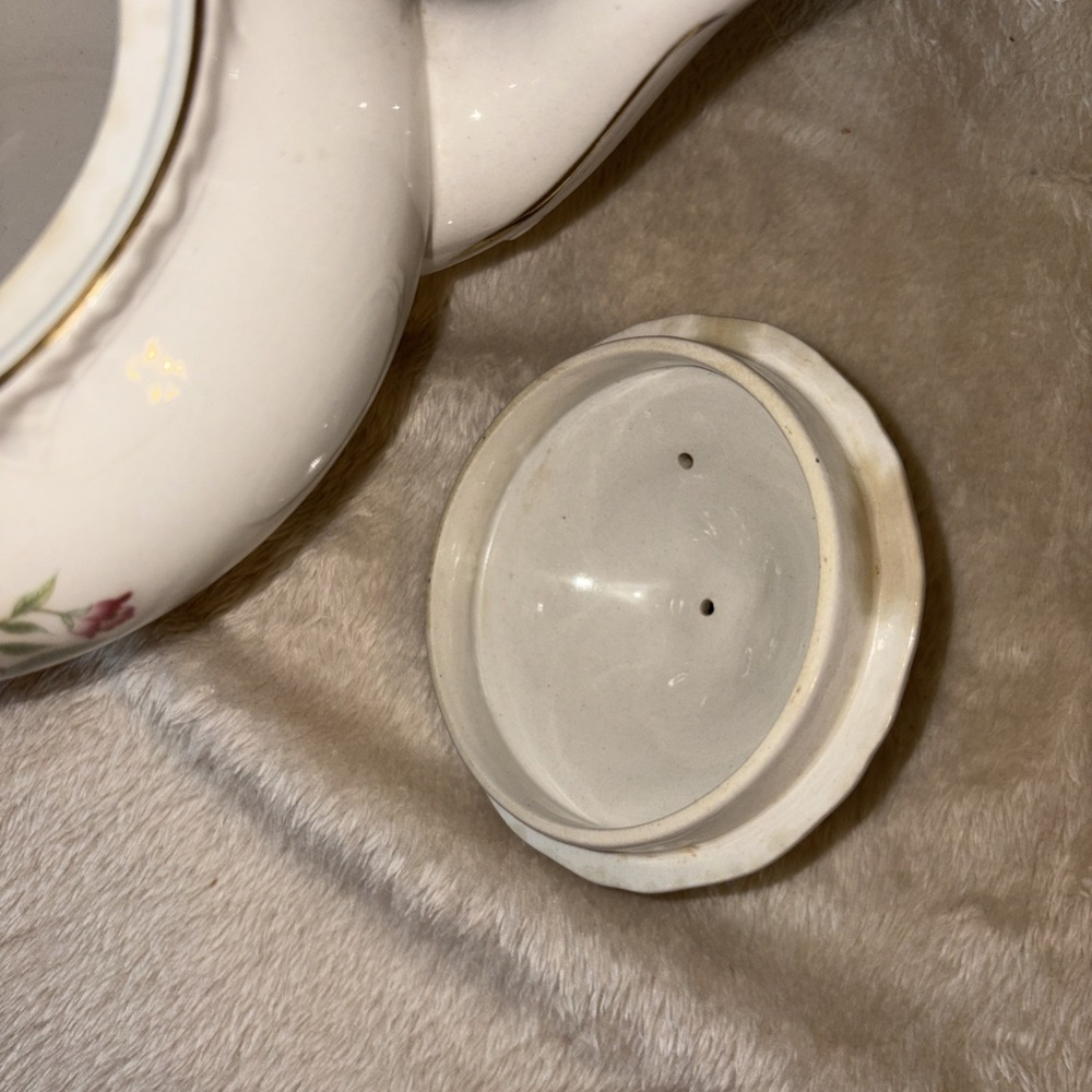 Vintage Teapot, Staffordshire ENGLAND Floral Fine Ceramics. FLAWS - Picture 6 of 7